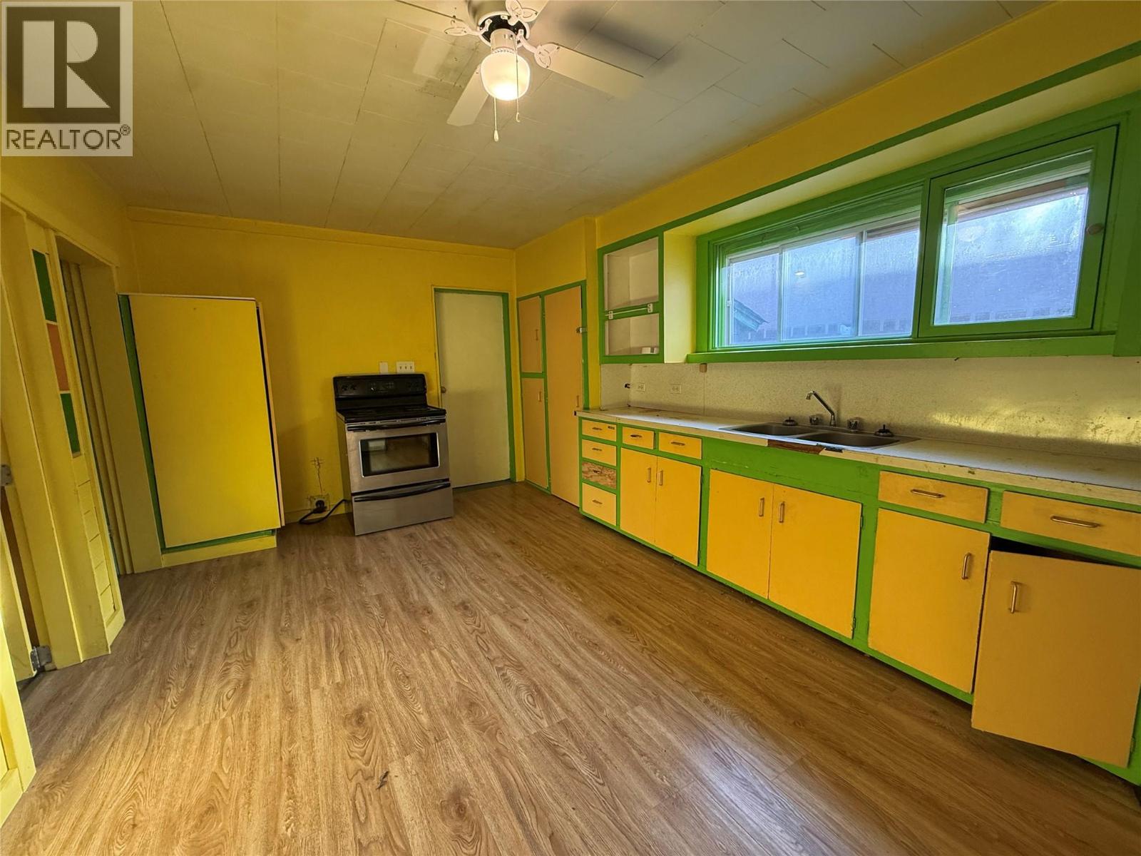 7441 6th Street, Grand Forks, British Columbia  V0H 1H0 - Photo 8 - 10373379