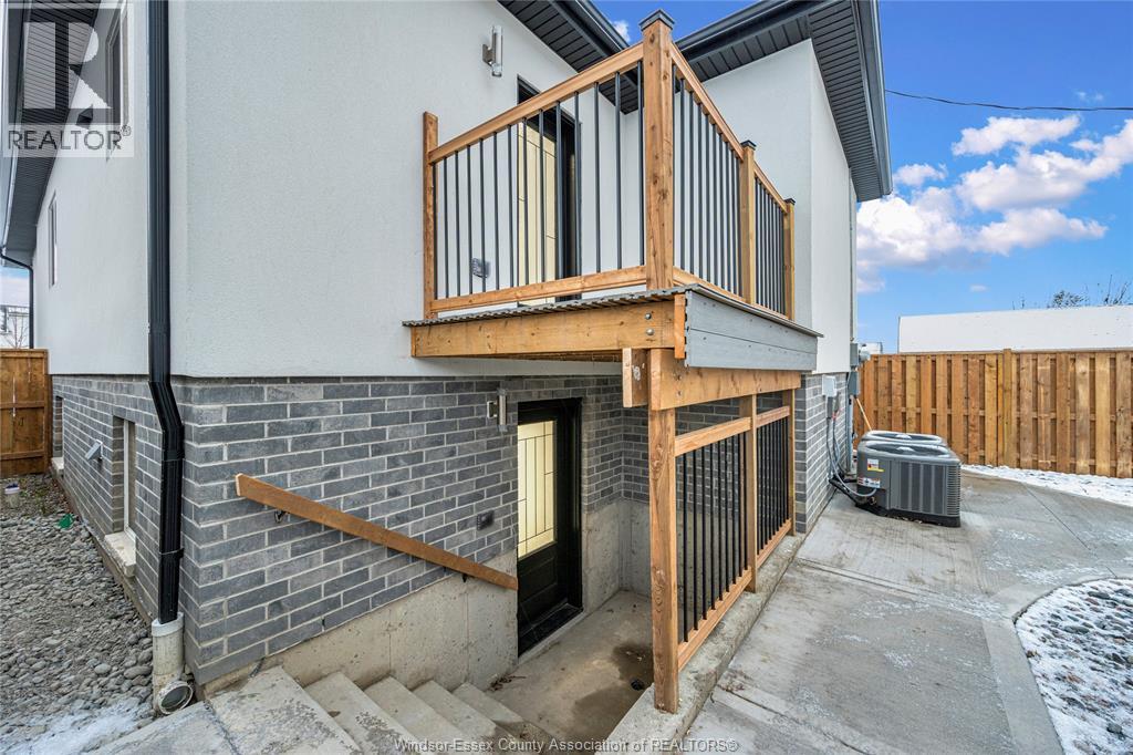 659 Alexandrine, Windsor, Ontario  N8X 3C1 - Photo 19 - 26001560