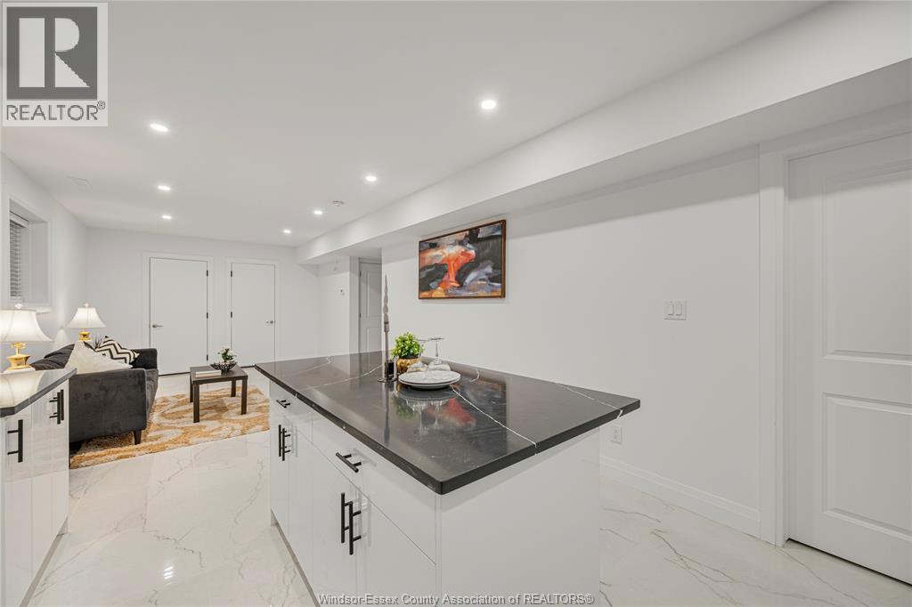 659 Alexandrine, Windsor, Ontario  N8X 3C1 - Photo 16 - 26001556