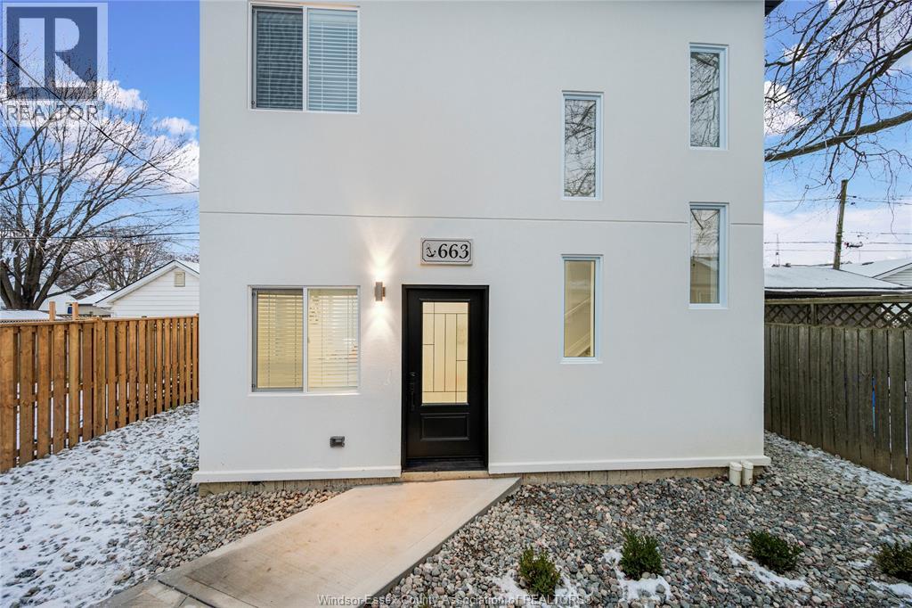 659 Alexandrine, Windsor, Ontario  N8X 3C1 - Photo 32 - 26001556