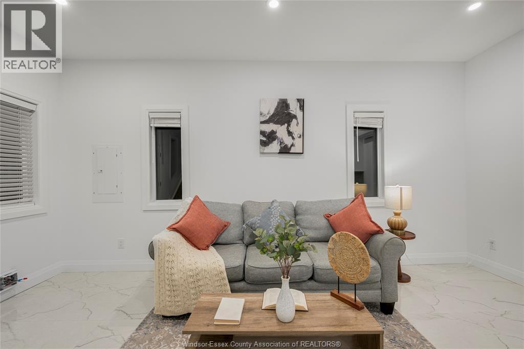 659 Alexandrine, Windsor, Ontario  N8X 3C1 - Photo 41 - 26001556