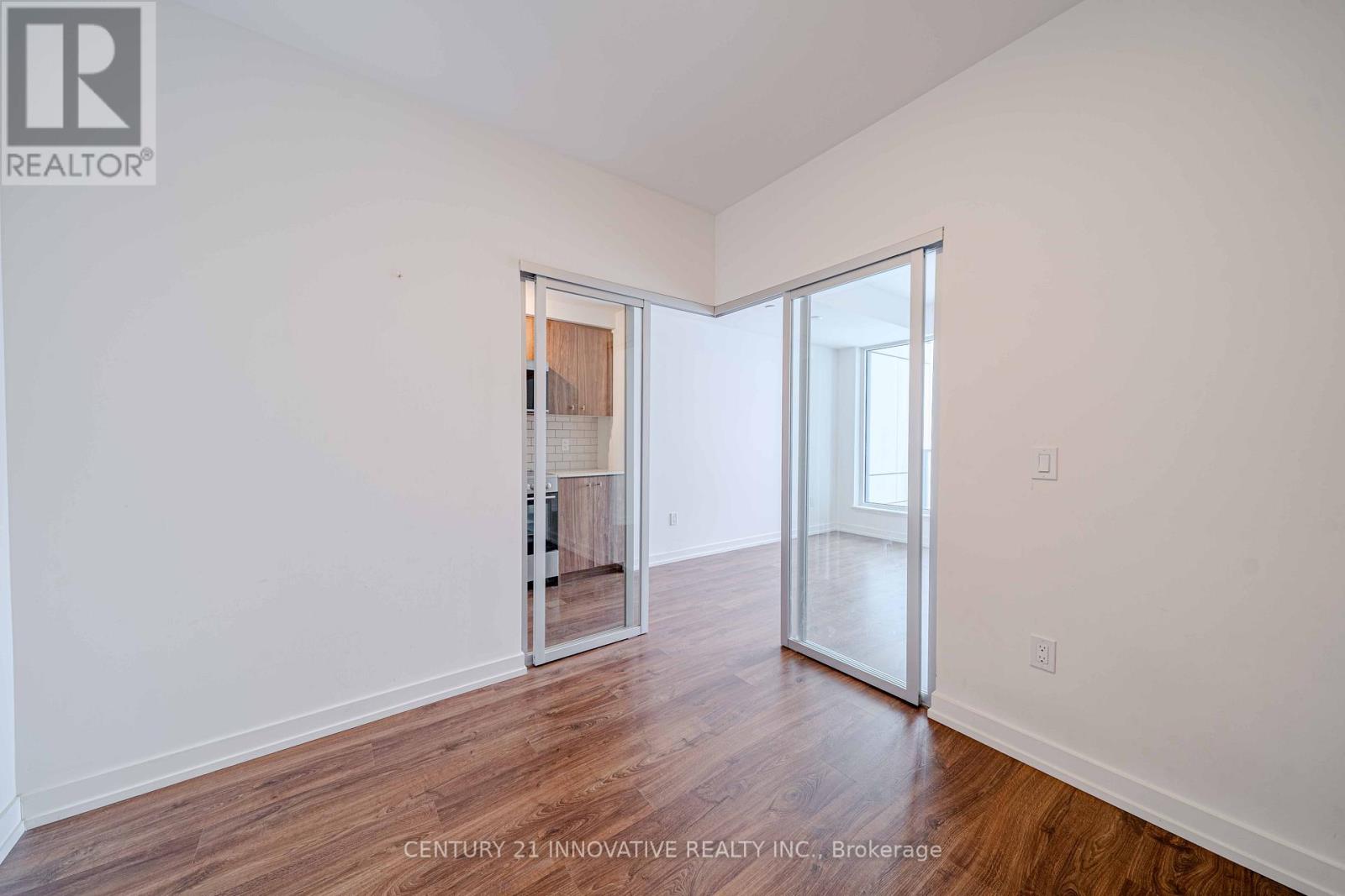 1005 - 15 Wellington Street S, Kitchener, Ontario  N2G 0E4 - Photo 19 - X12714236