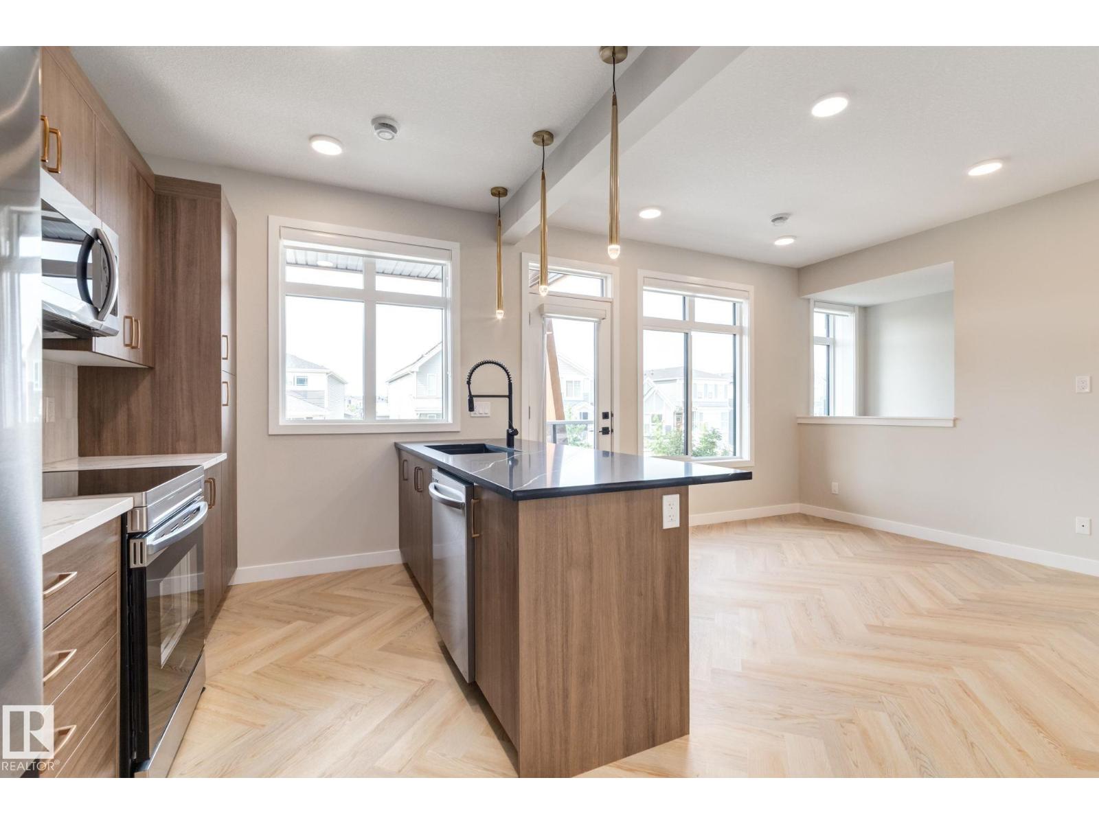 #41 16231 19 Av Sw, Edmonton, Alberta  T6W 5C6 - Photo 7 - E4470153