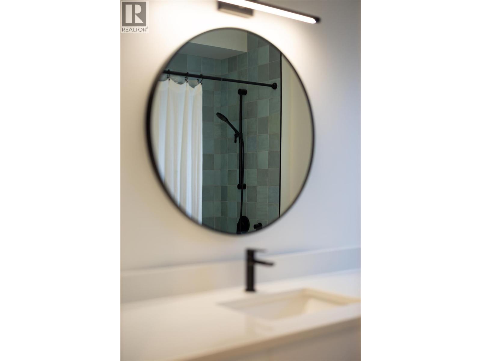 773 Sutherland Avenue, Kelowna, British Columbia  V1Y 5X4 - Photo 16 - 10372497