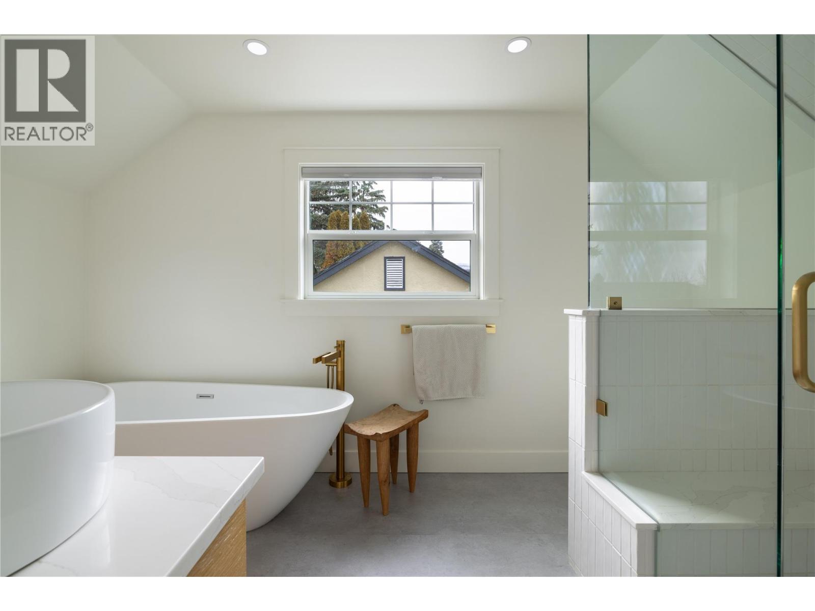 773 Sutherland Avenue, Kelowna, British Columbia  V1Y 5X4 - Photo 27 - 10372497