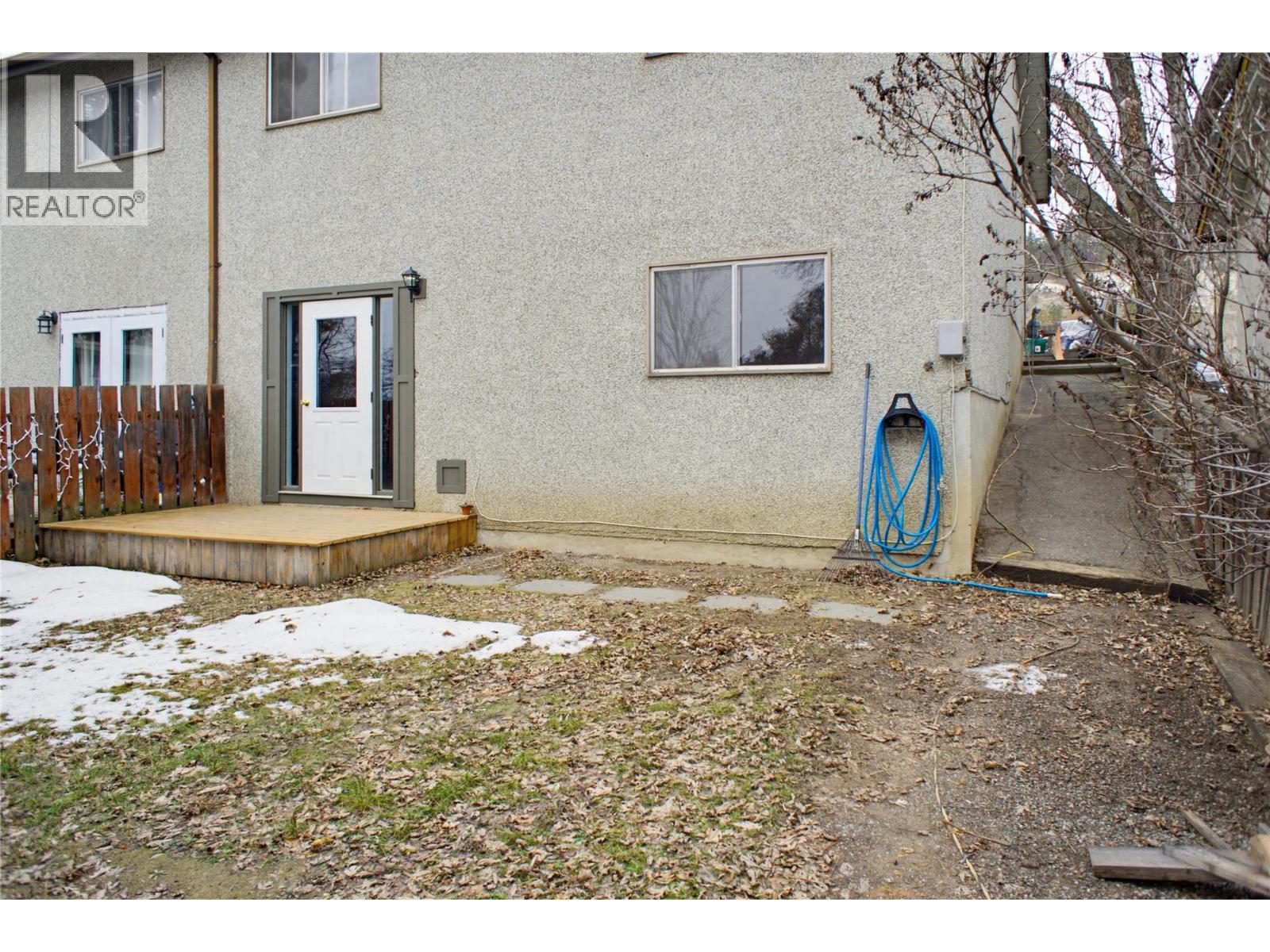 342 Monmouth Drive, Kamloops, British Columbia  V2E 1N7 - Photo 23 - 10372532