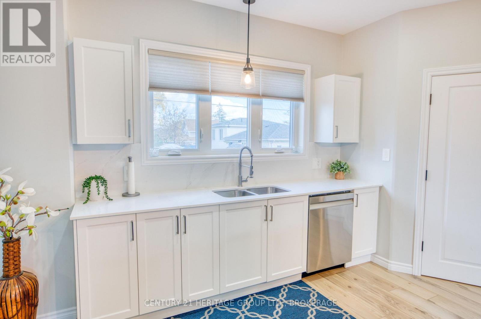 5 Cross Street, Loyalist, Ontario  K0H 2H0 - Photo 10 - X12714376