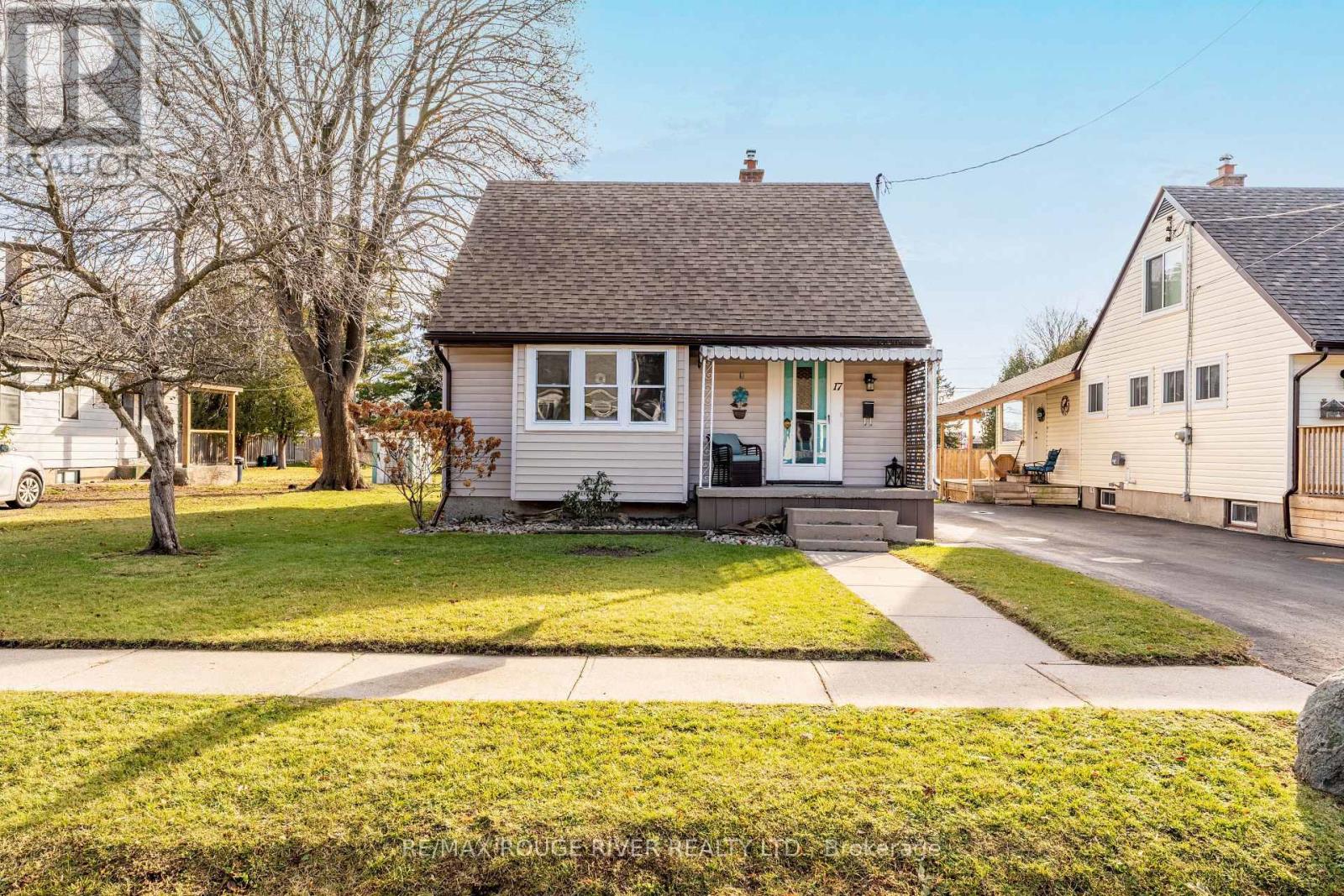 17 Arthur Street, Port Hope, Ontario  L1A 1Z3 - Photo 2 - X12714392