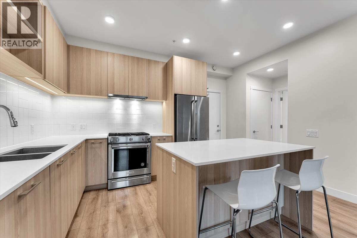 212 721 Anskar Court, Coquitlam, British Columbia  V3J 0L4 - Photo 9 - R3081356