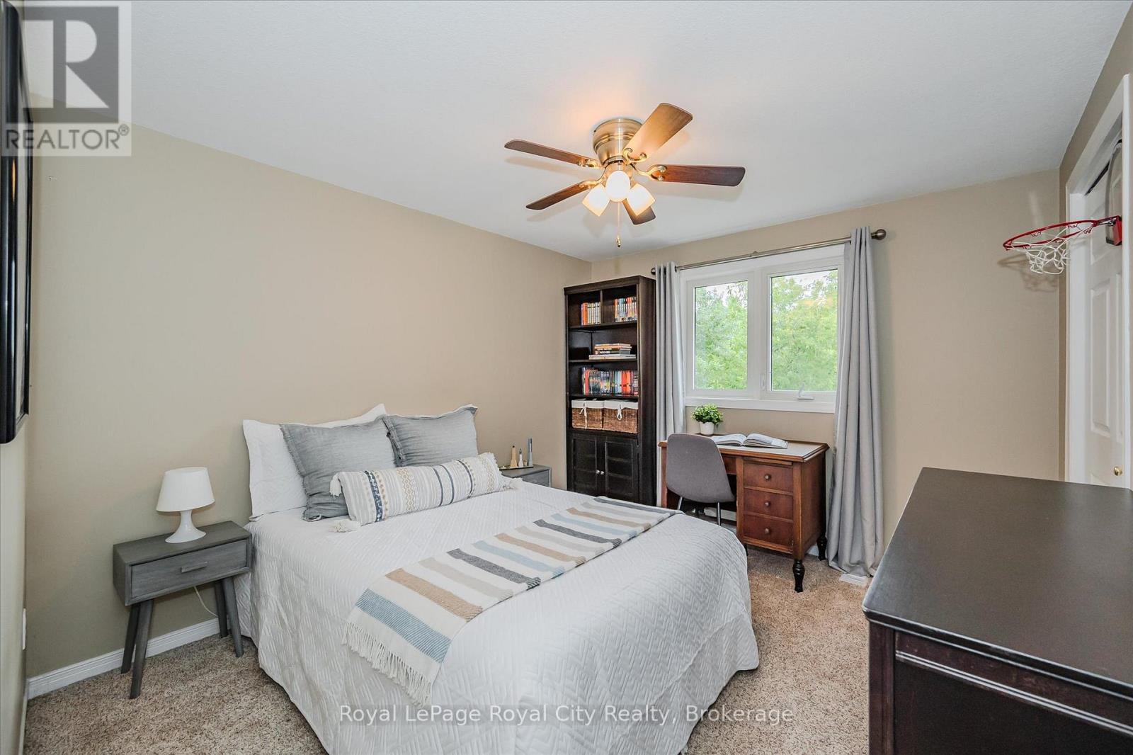 2 Oakridge Crescent, Guelph, Ontario N1L 1J1 - Photo 31 - X12714396