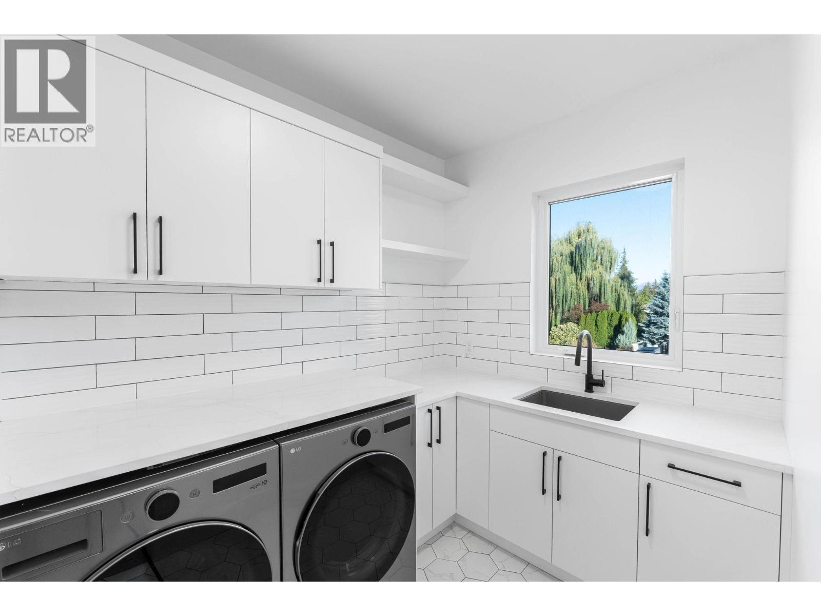 4630 Mcclure Road, Kelowna, British Columbia  V1W 1L6 - Photo 30 - 10373247