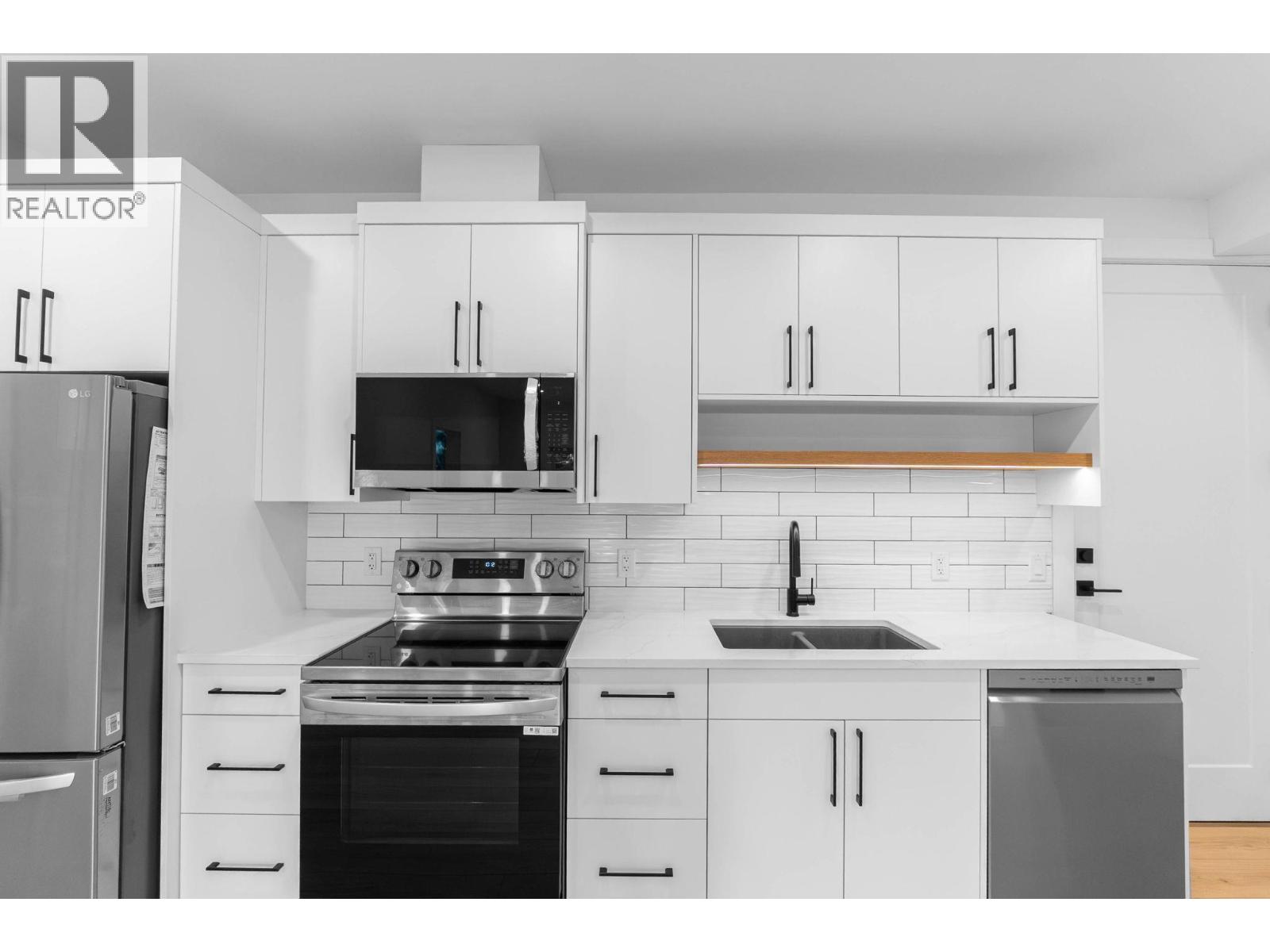 4630 Mcclure Road, Kelowna, British Columbia  V1W 1L6 - Photo 33 - 10373247