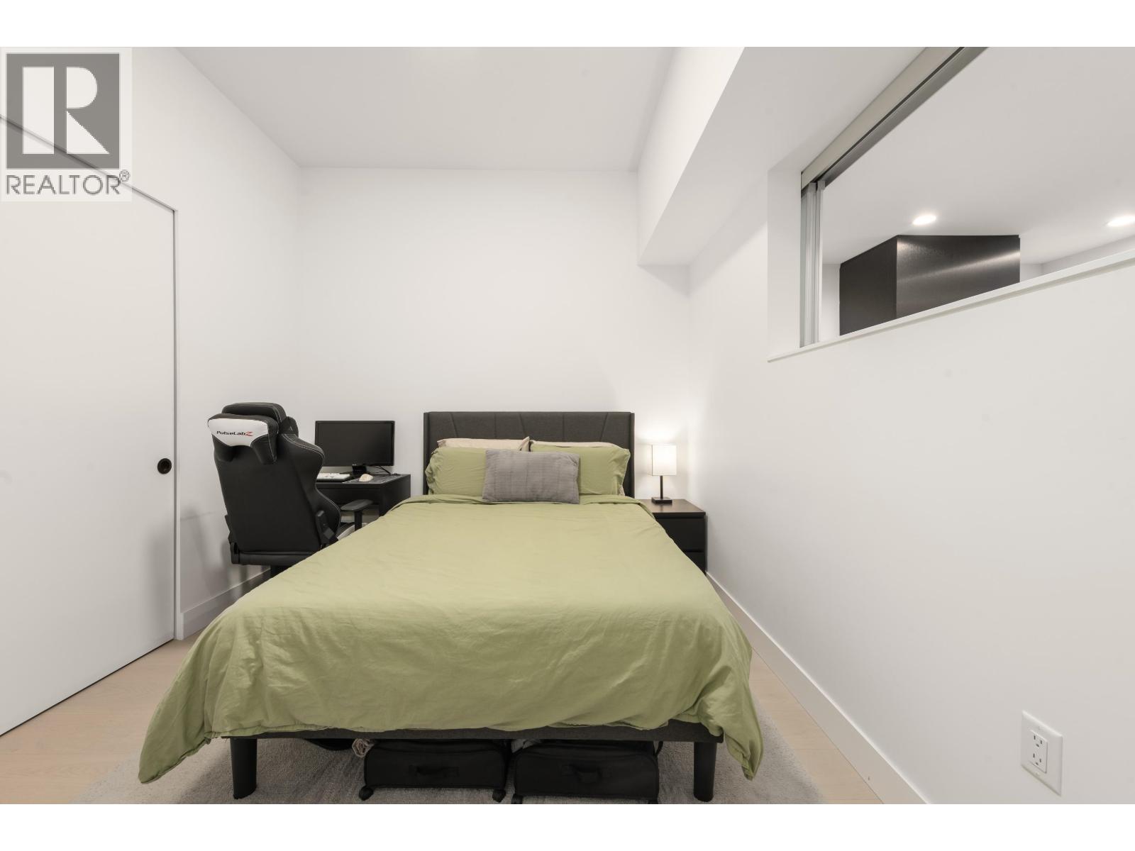 303 300 Salter Street, New Westminster, British Columbia  V3M 0L9 - Photo 12 - R3081275