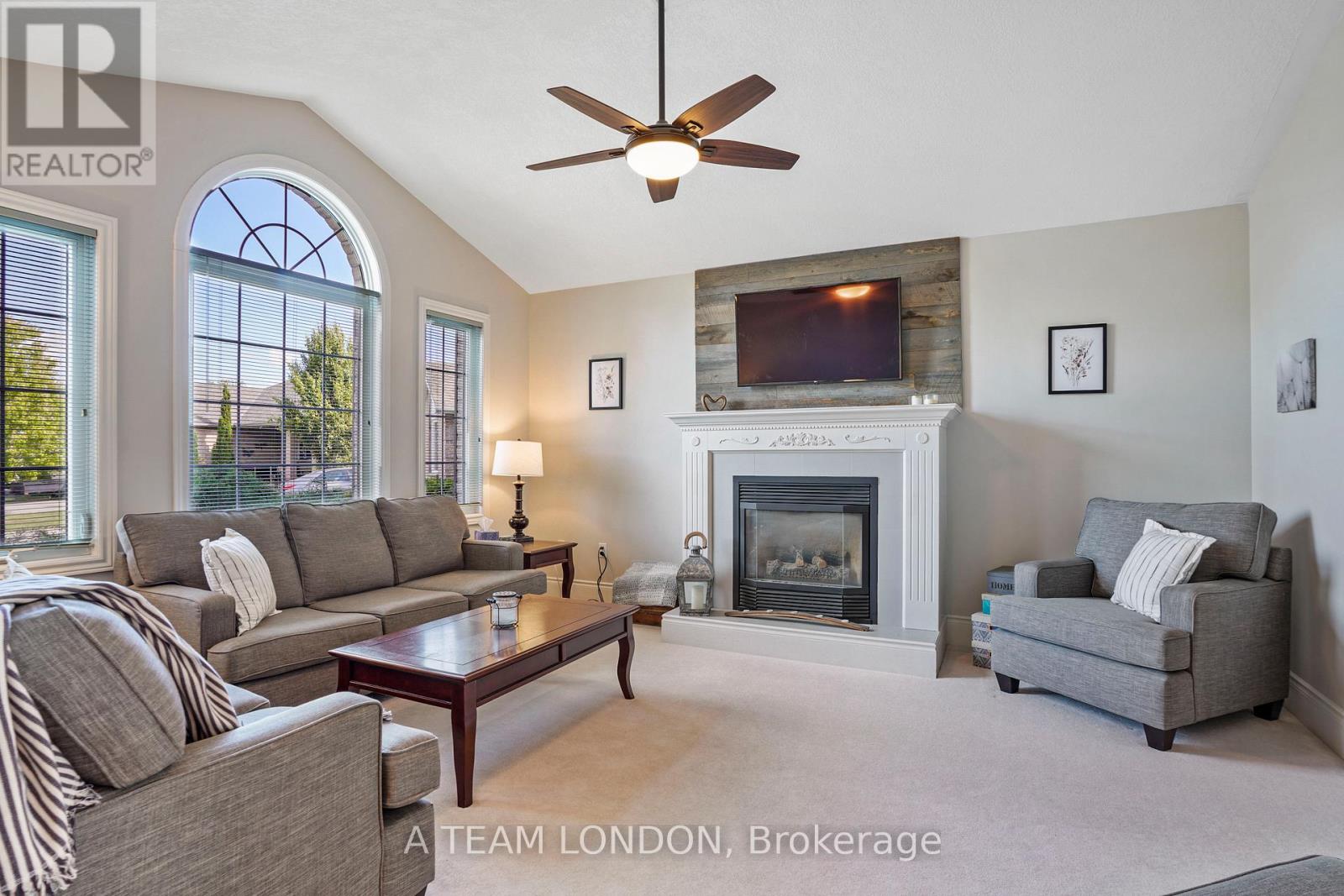 12 Huntington Terrace, St. Thomas, Ontario  N5R 6H1 - Photo 5 - X12714316