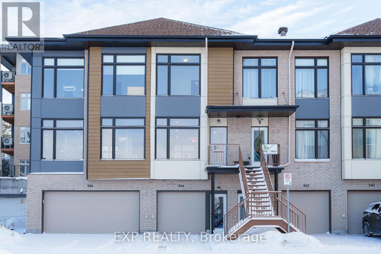 344 FOLIAGE PRIVATE, ottawa, Ontario