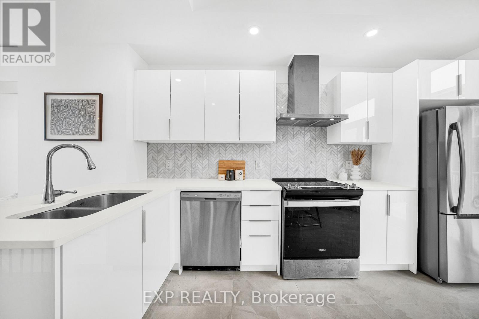 344 Foliage Private, Ottawa, Ontario  K2H 0C5 - Photo 8 - X12714452