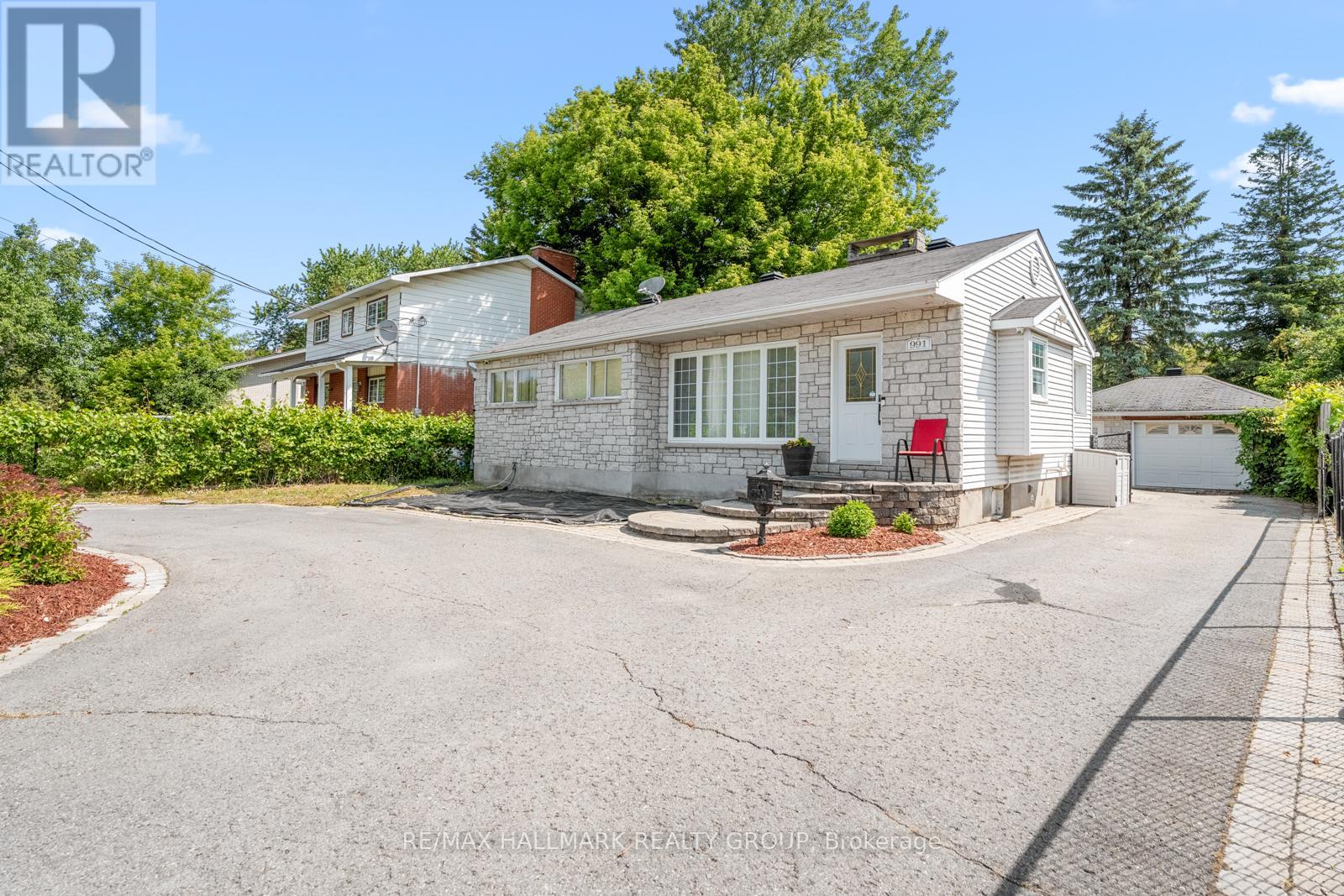 991 Blair Road, Ottawa, Ontario  K1J 7M9 - Photo 10 - X12714502