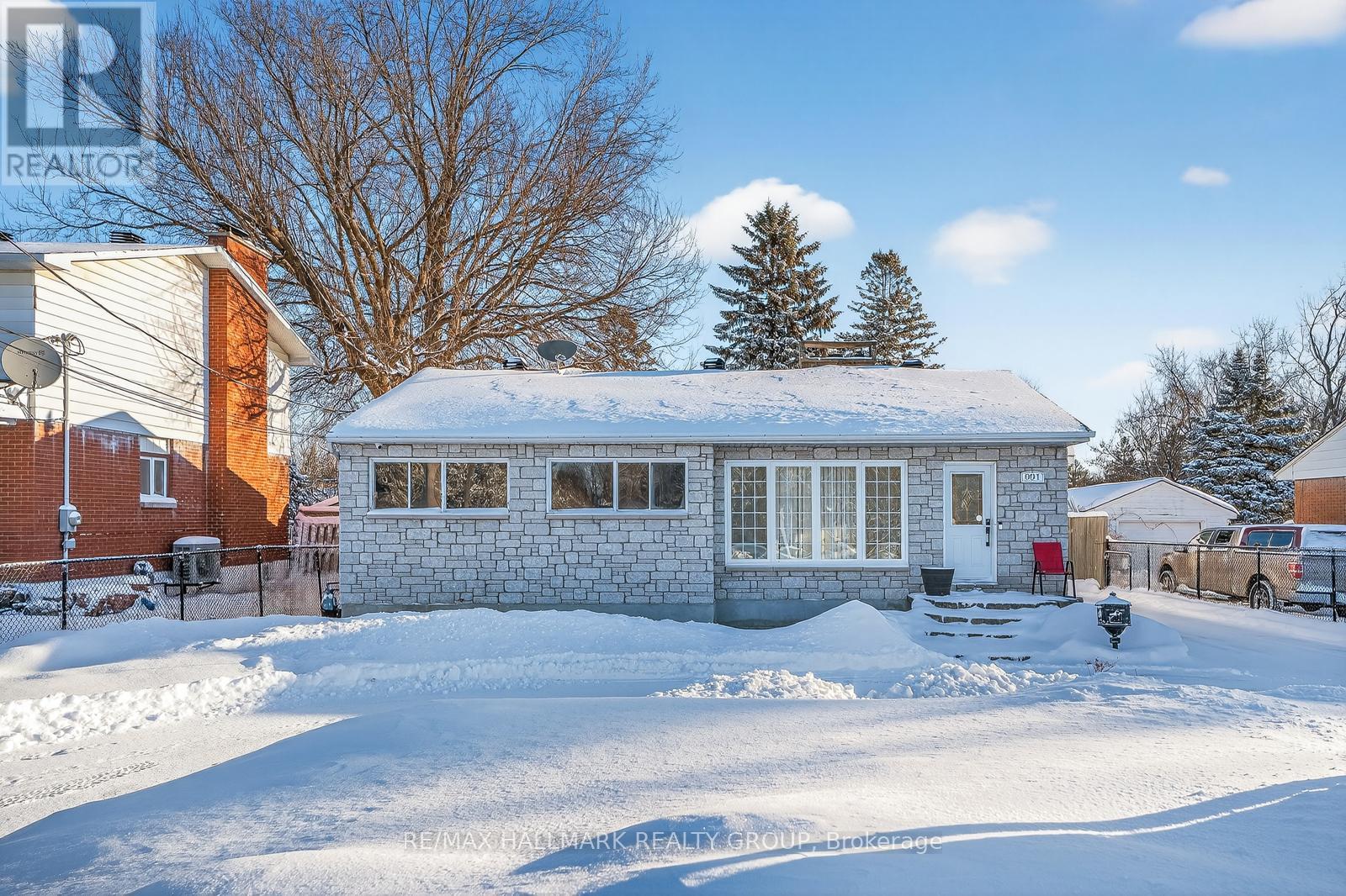 991 Blair Road, Ottawa, Ontario  K1J 7M9 - Photo 6 - X12714502