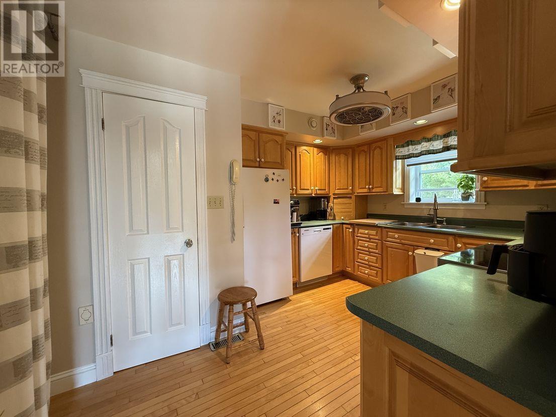 446 Fox River Road, Murray Harbour, Prince Edward Island  C0A 1V0 - Photo 17 - 202529738