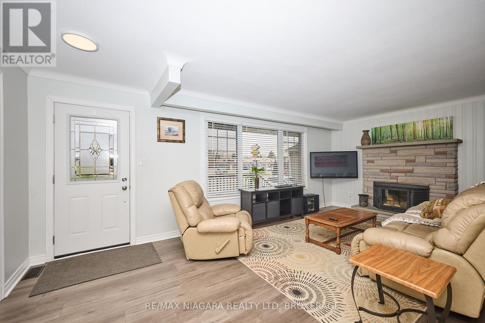 25 Rice Road, Welland (N. Welland), Ontario  L3C 2V4 - Photo 8 - X12714332