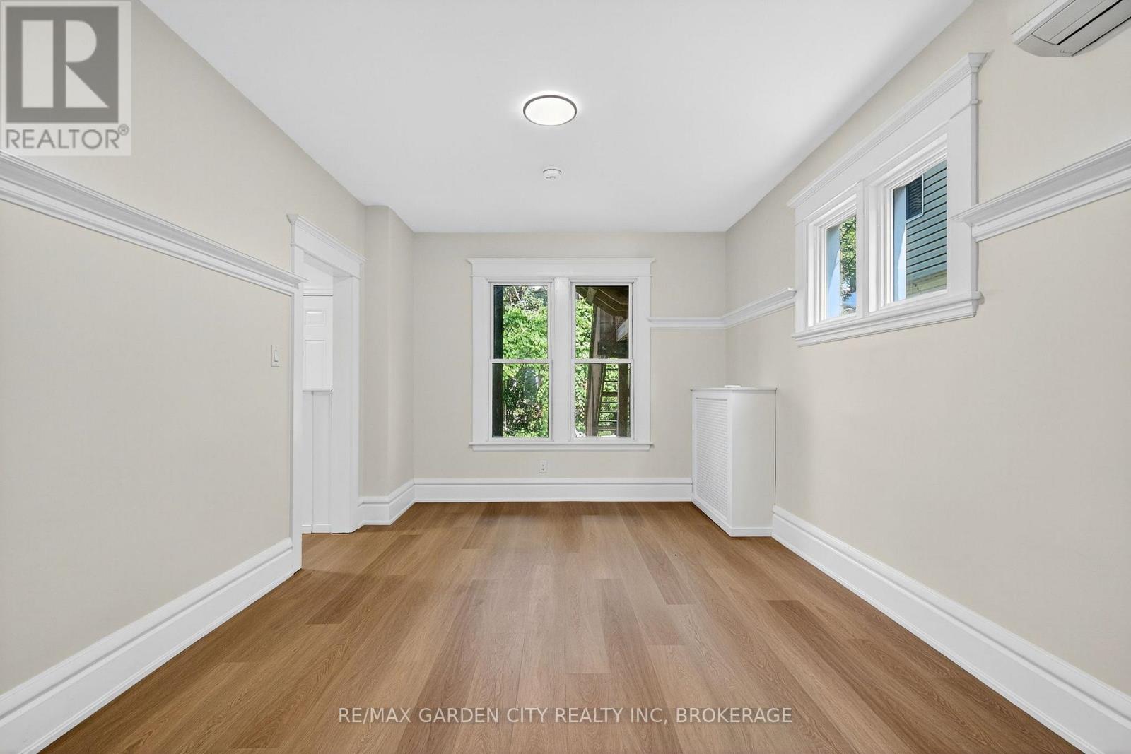 Main - 104 Carrick Avenue, Hamilton (Stripley), Ontario  L8M 2W6 - Photo 16 - X12714386