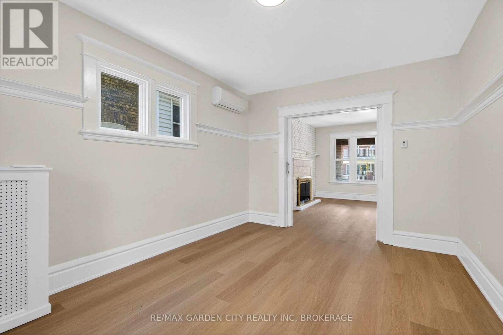 Main - 104 Carrick Avenue, Hamilton (Stripley), Ontario  L8M 2W6 - Photo 9 - X12714386