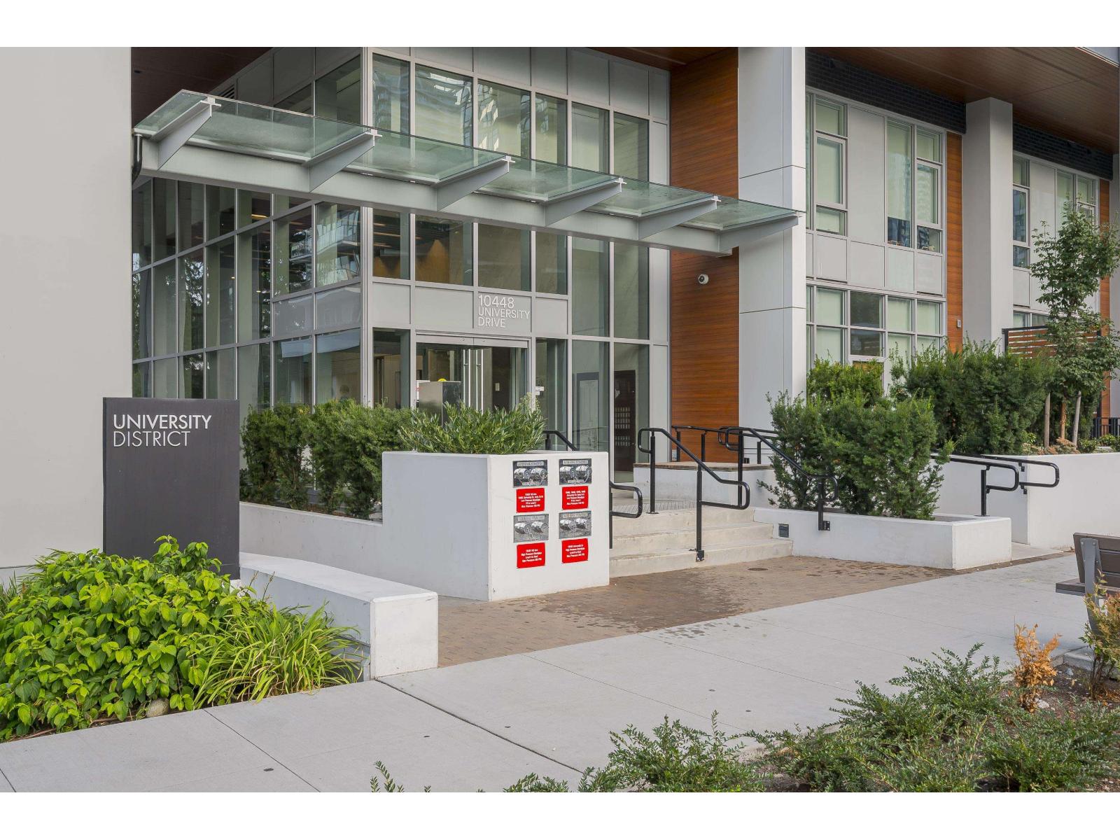 3801 10448 University Drive, Surrey, British Columbia  V3T 0S7 - Photo 3 - R3081435