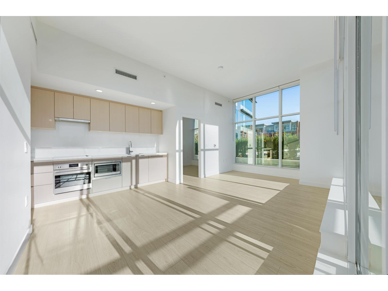 402 13675 107a Street, Surrey, British Columbia  V3T 0X2 - Photo 10 - R3081443