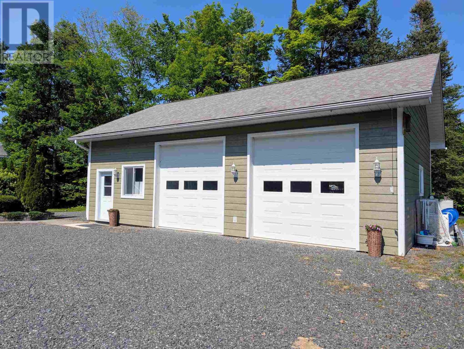 11 River Dr, Blind River, Ontario P0R 1B0 - Photo 4 - SM260131