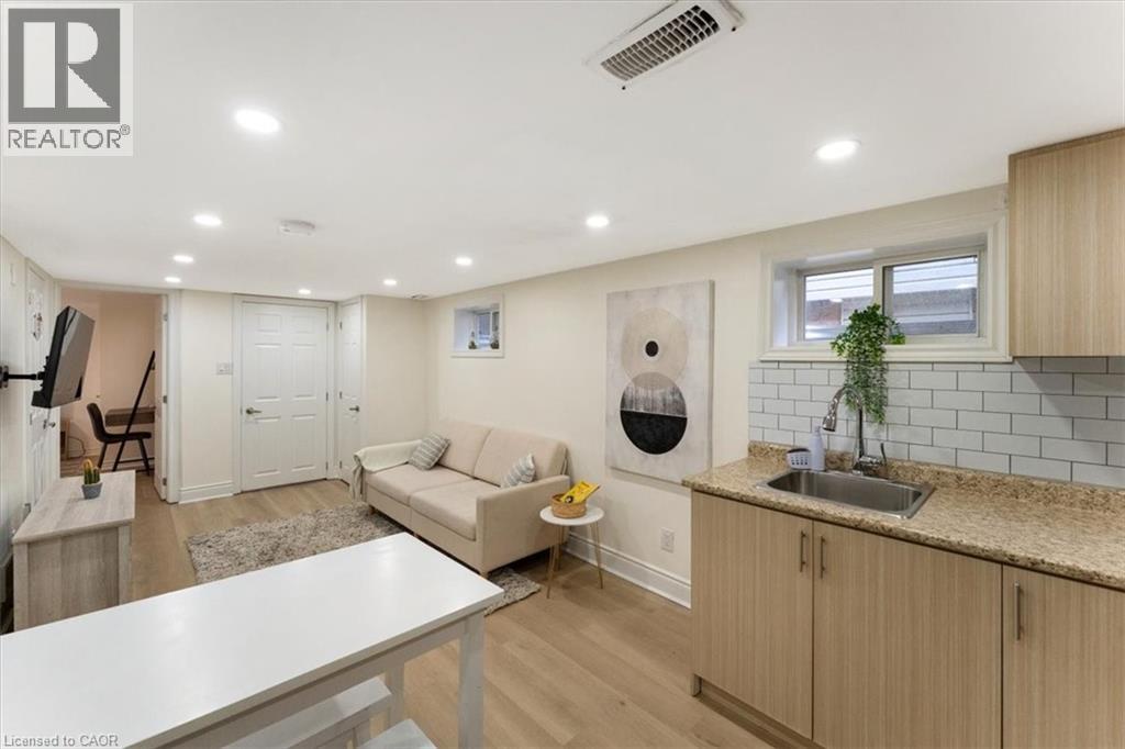 171 Britannia Avenue, Hamilton, Ontario  L8H 1X6 - Photo 31 - 40787026