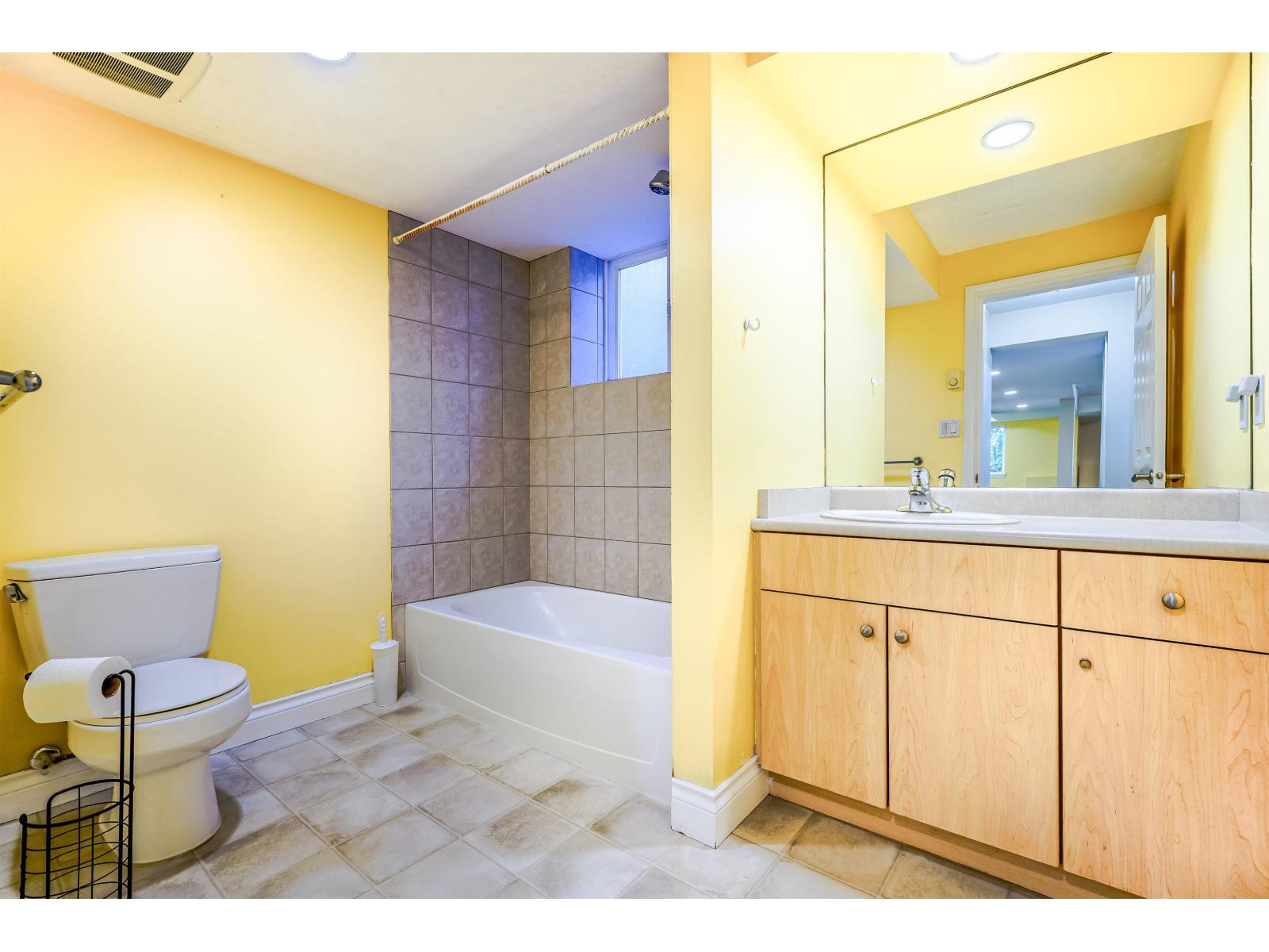 9346 216 Street, Langley, British Columbia  V1M 4E1 - Photo 31 - R3058886