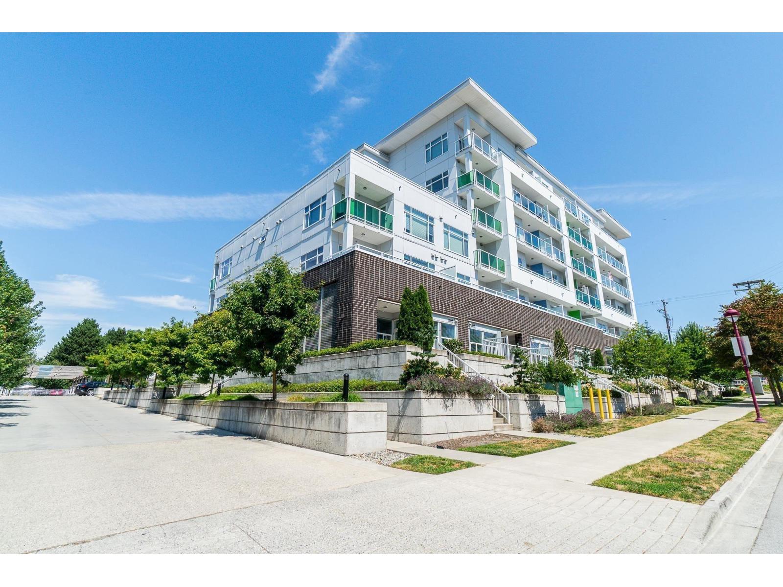 519 9015 120 Street, Delta, British Columbia  V4C 0E3 - Photo 2 - R3066385