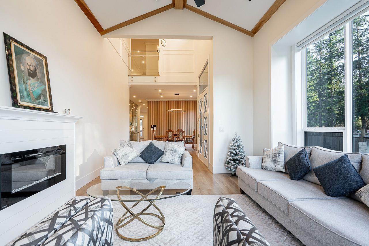 19805 32 Avenue, Langley, British Columbia  V3A 0N9 - Photo 5 - R3080977