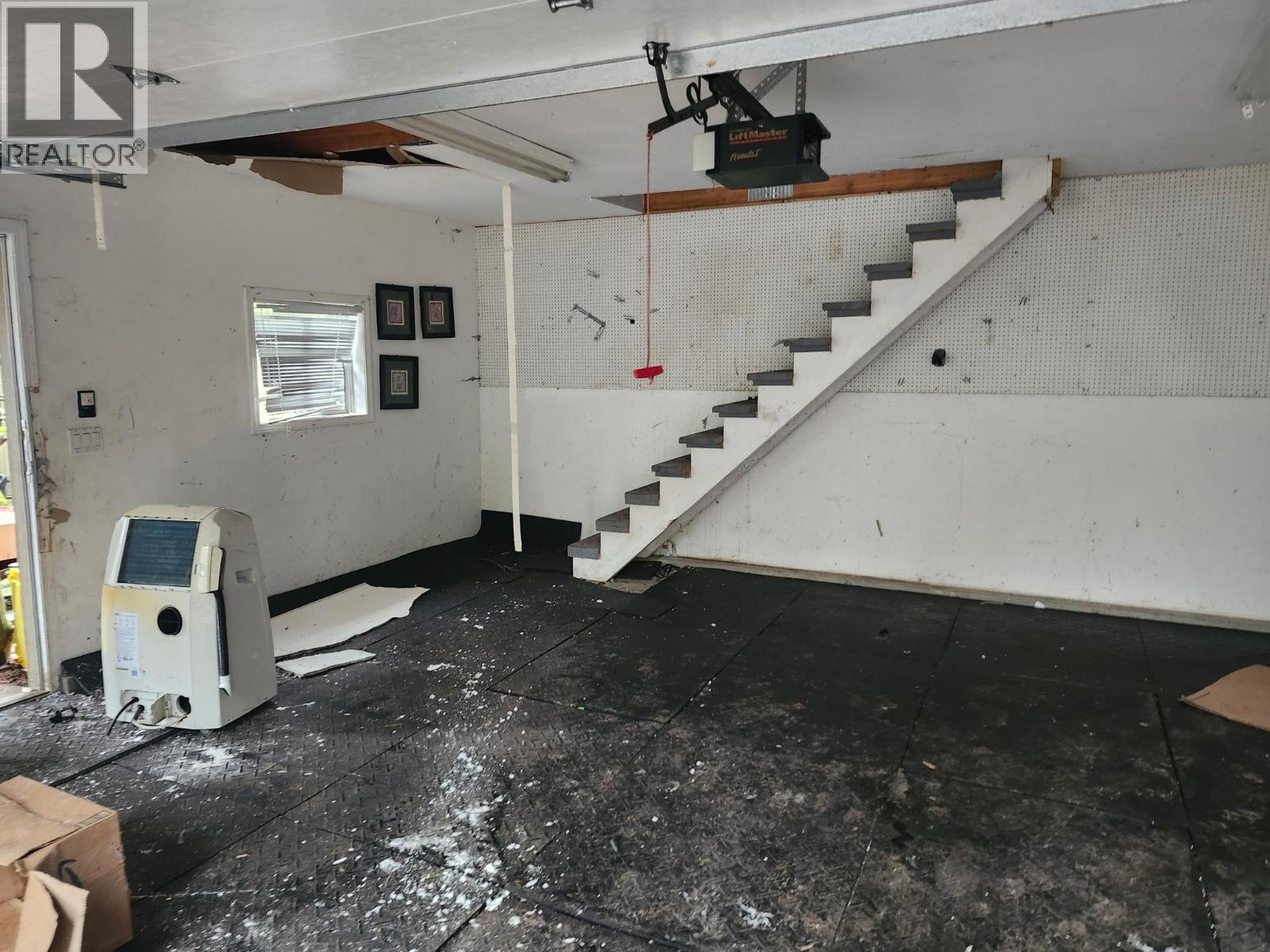 14244 Silver Valley Road, Maple Ridge, British Columbia  V4R 2R3 - Photo 7 - R3016341