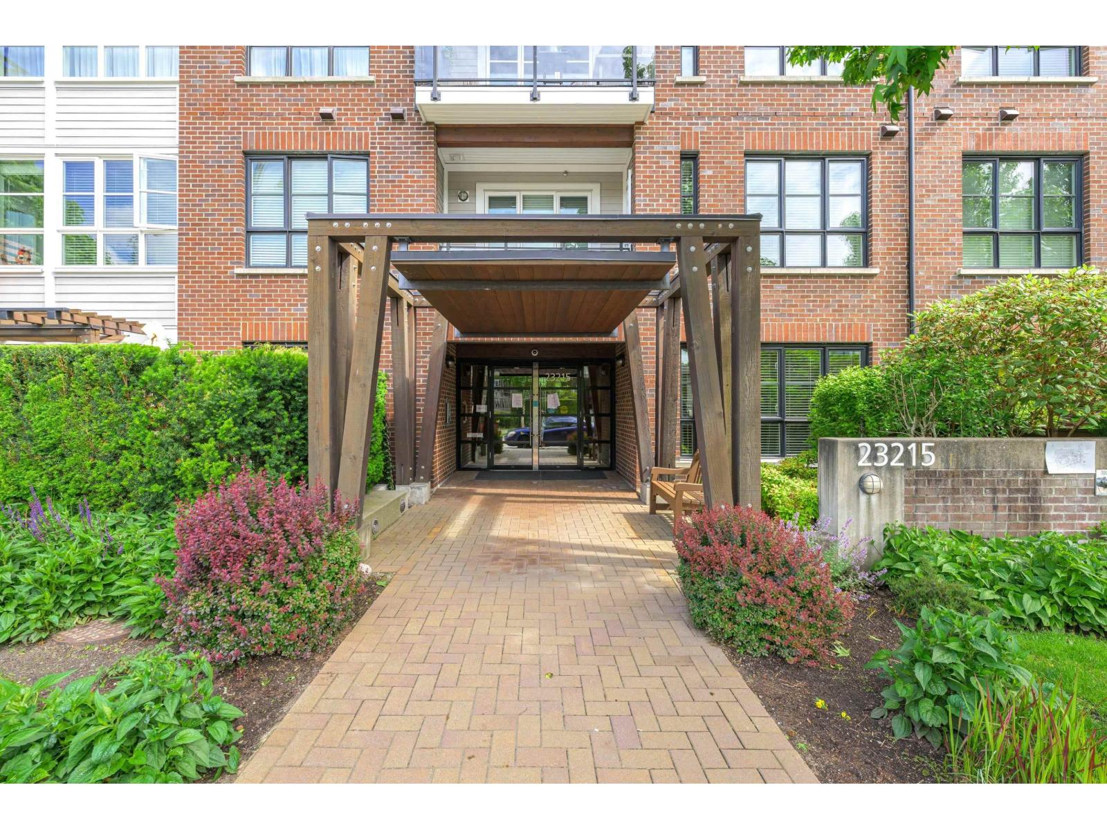 309 23215 Billy Brown Road, Langley, British Columbia  V1M 0B7 - Photo 2 - R3081434