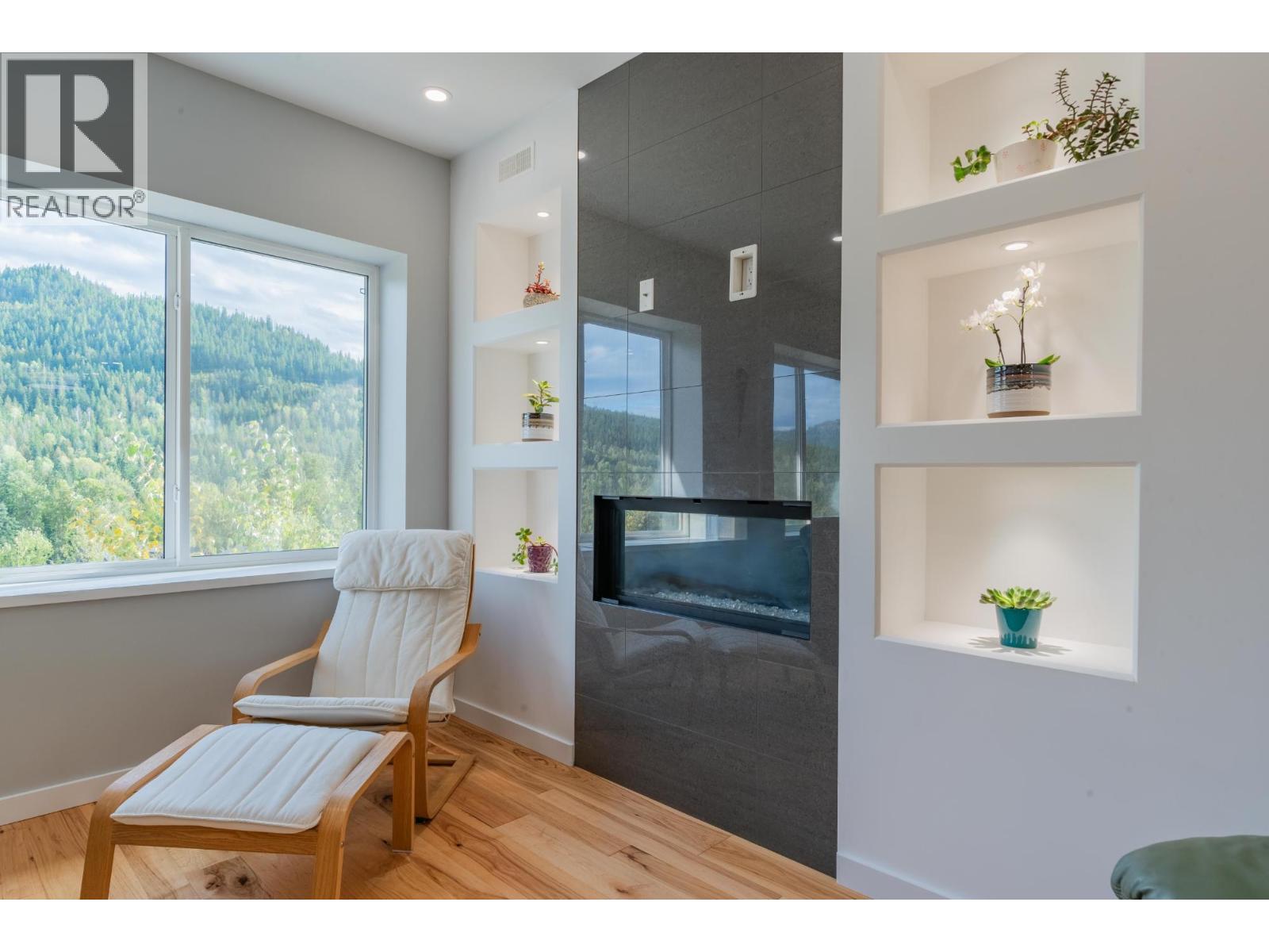 934 Redstone Drive, Rossland, British Columbia  V0G 1Y0 - Photo 17 - 10373382