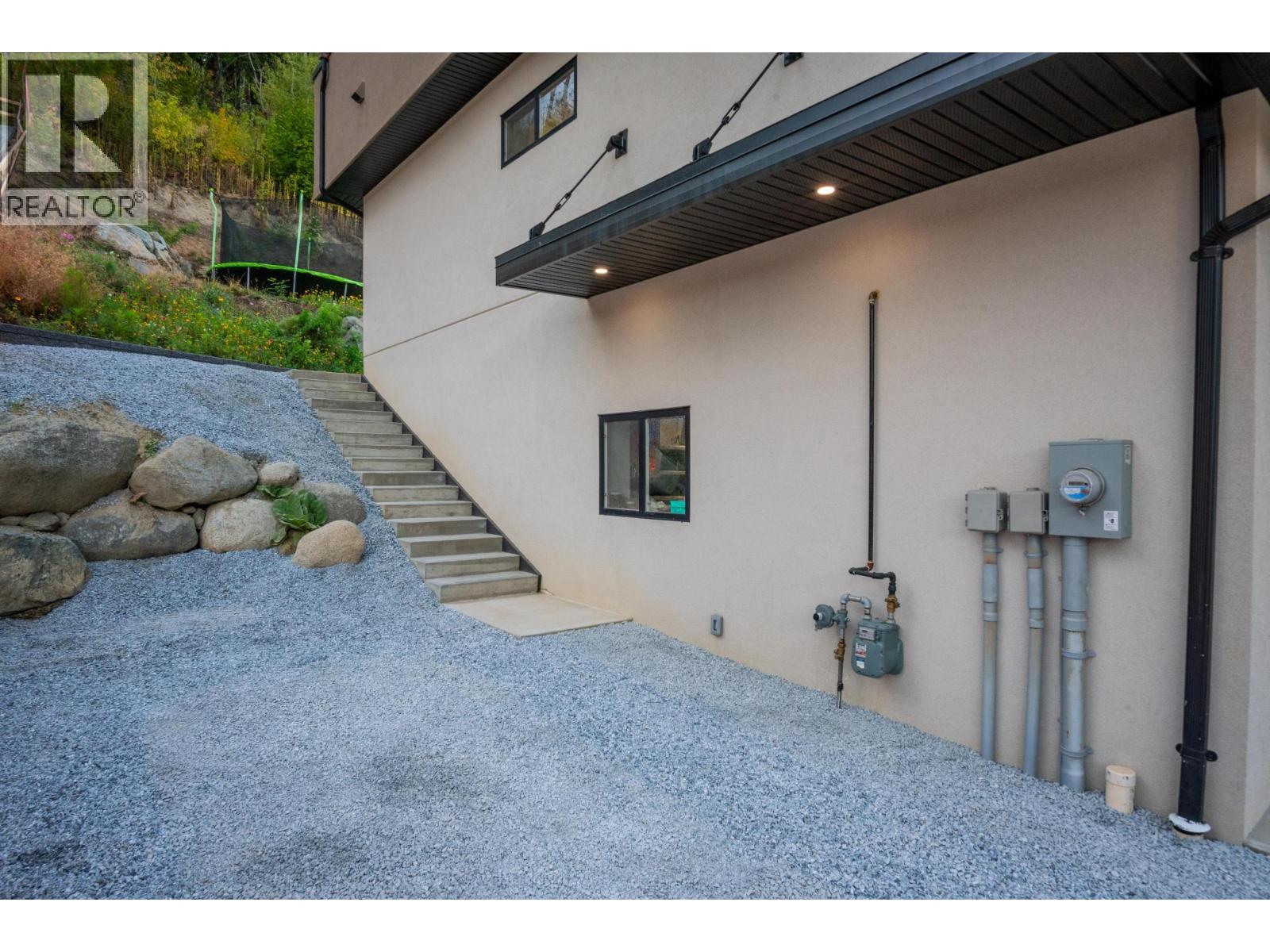 934 Redstone Drive, Rossland, British Columbia  V0G 1Y0 - Photo 66 - 10373382