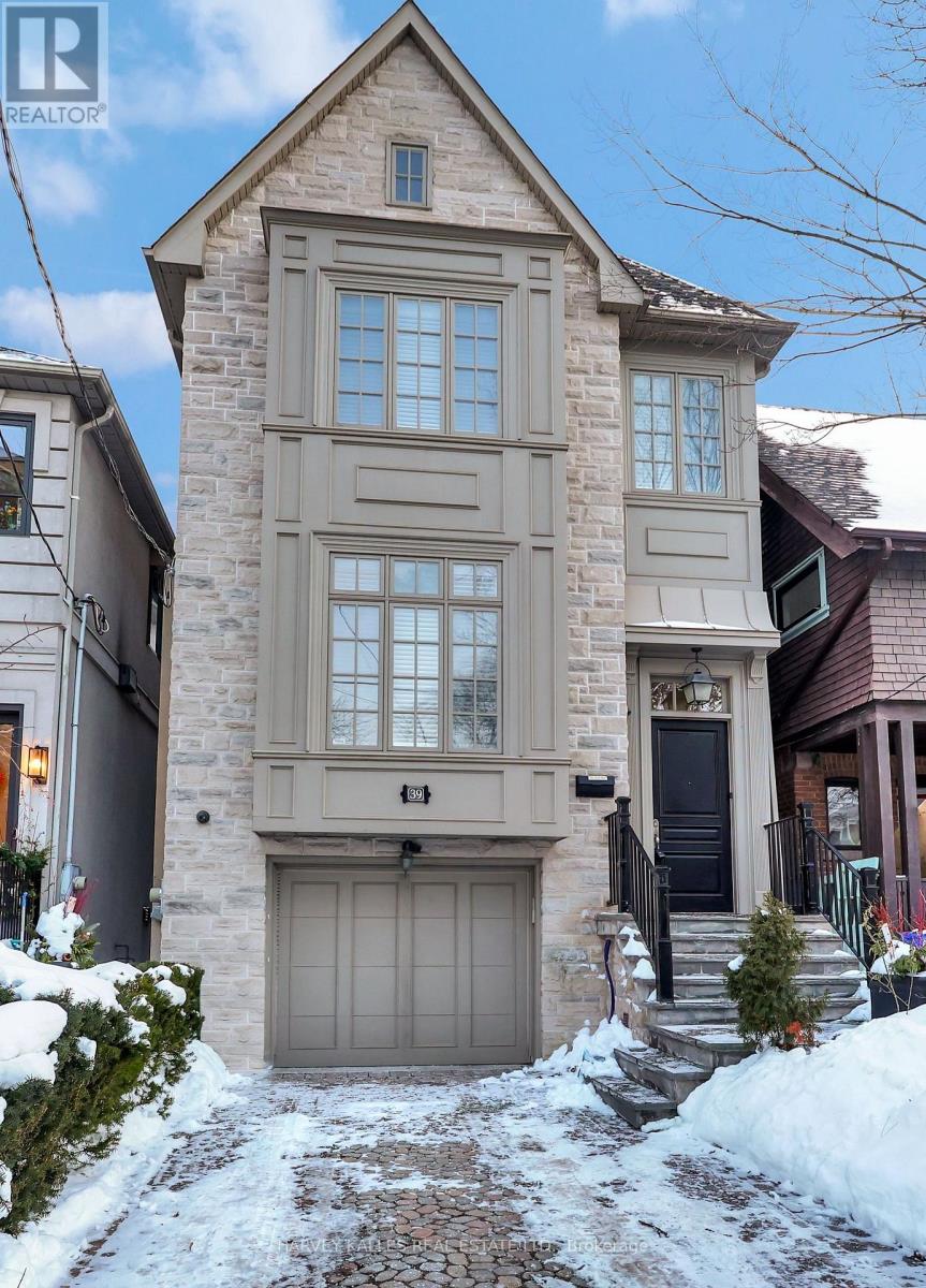 39 Gormley Avenue, Toronto, Ontario  M4V 1Y9 - Photo 2 - C12714298