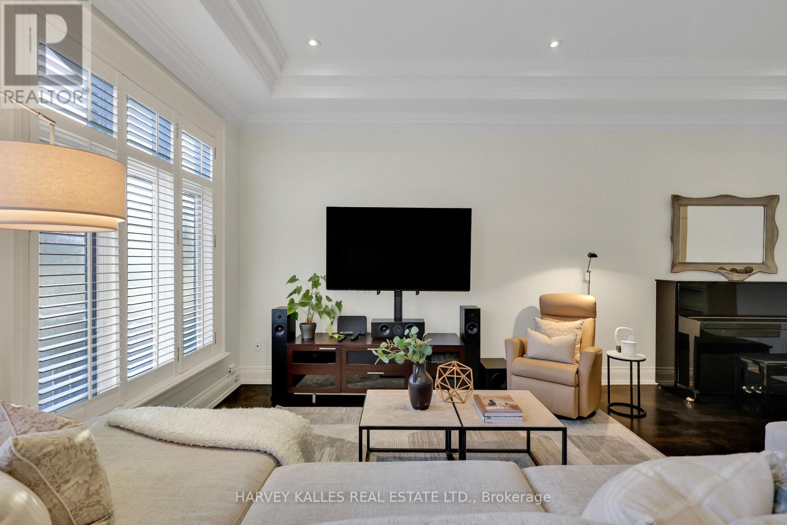 39 Gormley Avenue, Toronto, Ontario  M4V 1Y9 - Photo 20 - C12714298