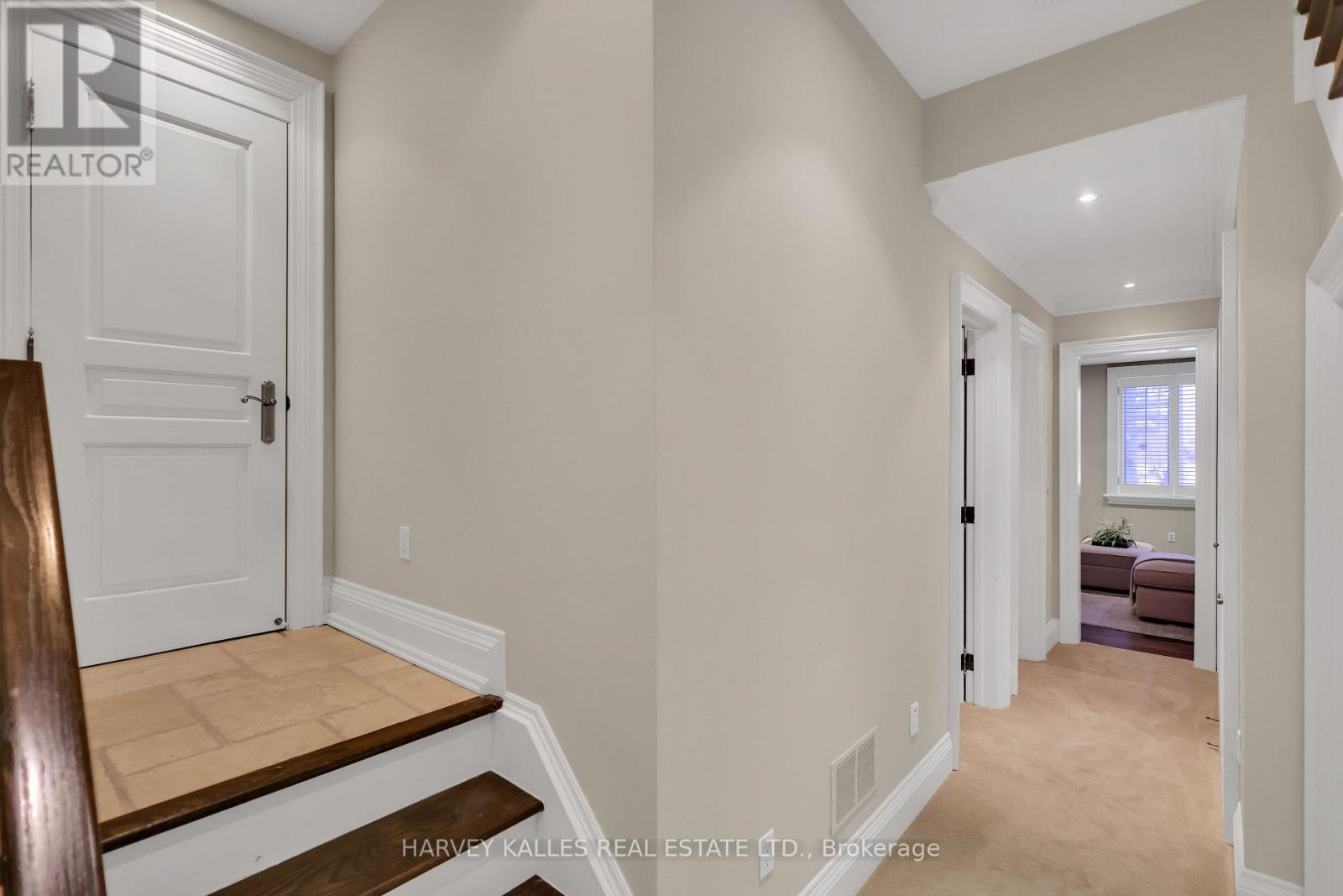 39 Gormley Avenue, Toronto, Ontario  M4V 1Y9 - Photo 40 - C12714298