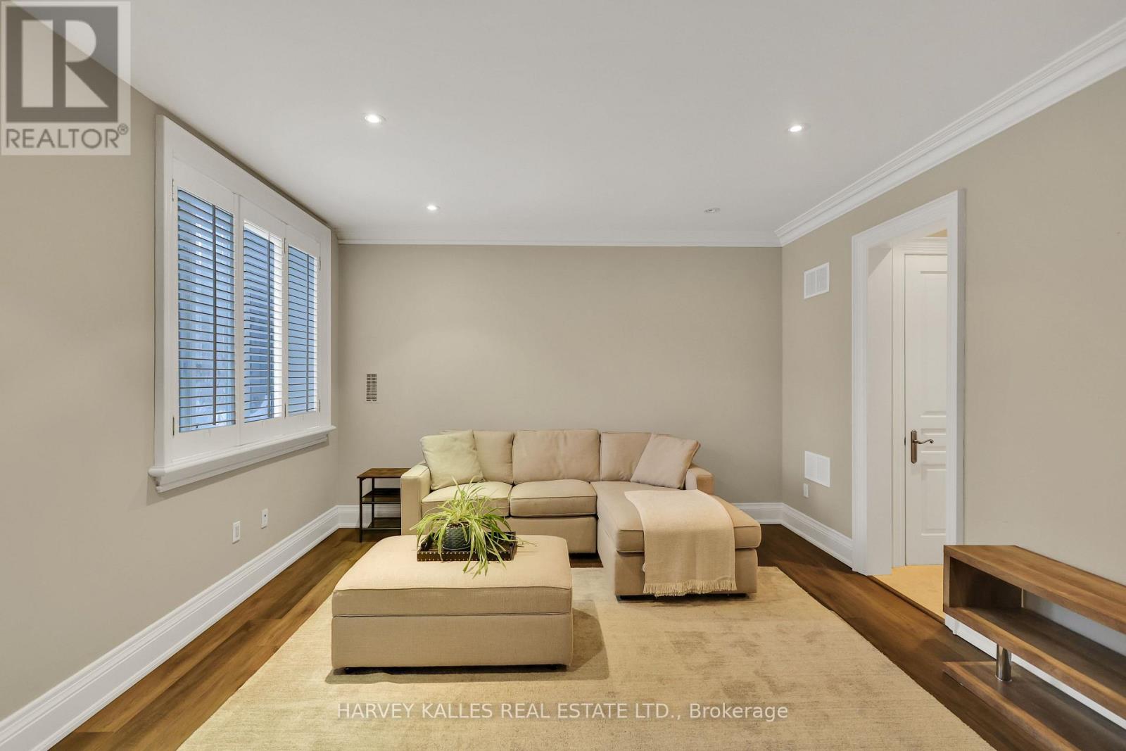 39 Gormley Avenue, Toronto, Ontario  M4V 1Y9 - Photo 46 - C12714298