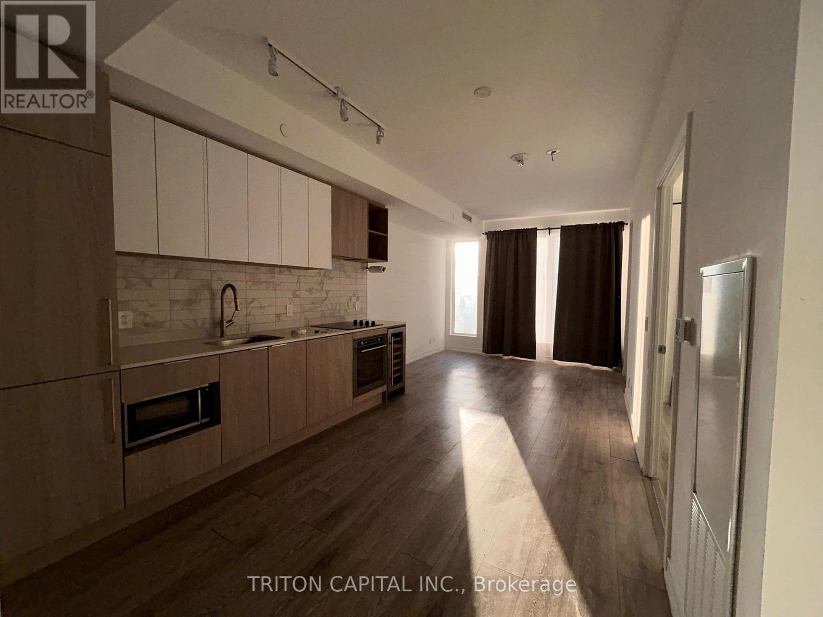 638 - 2020 Bathurst Street, Toronto, Ontario  M5P 0A6 - Photo 5 - C12714358