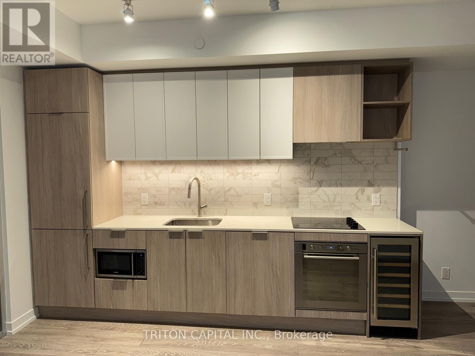 638 - 2020 Bathurst Street, Toronto, Ontario  M5P 0A6 - Photo 6 - C12714358