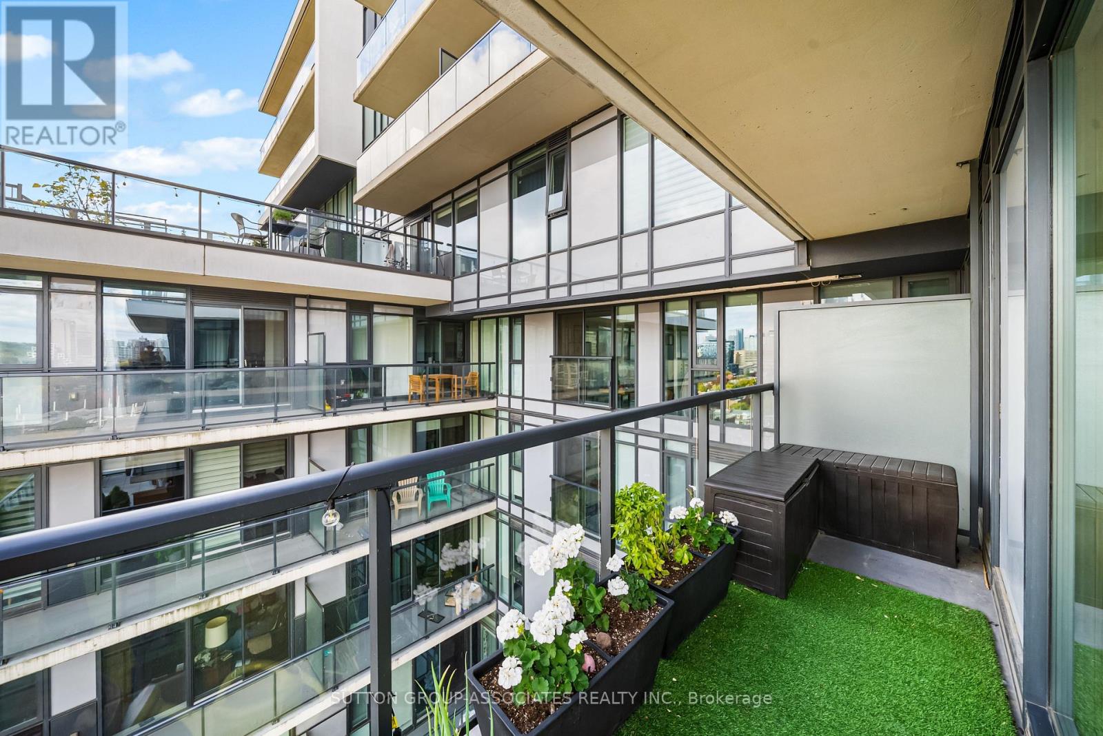 1521 - 297 College Street, Toronto, Ontario  M5T 0C2 - Photo 19 - C12714372