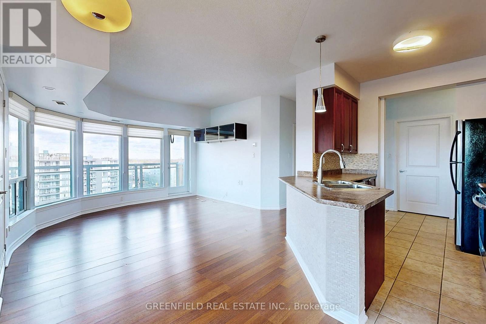 803 - 920 Sheppard Avenue W, Toronto, Ontario  M3H 0A2 - Photo 2 - C12714400