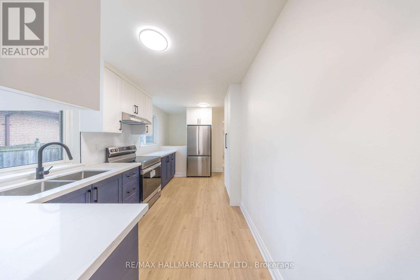 Main - 154 Fitzgibbon Avenue, Toronto, Ontario  M1K 4A8 - Photo 12 - E12714378