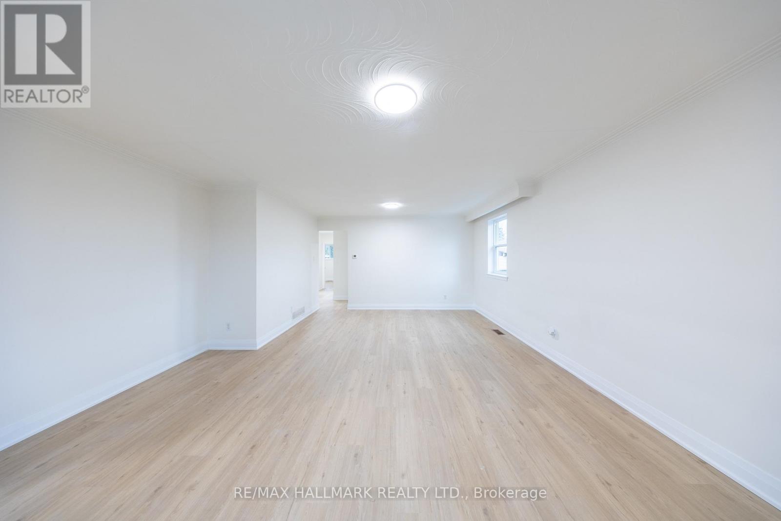 Main - 154 Fitzgibbon Avenue, Toronto, Ontario  M1K 4A8 - Photo 7 - E12714378