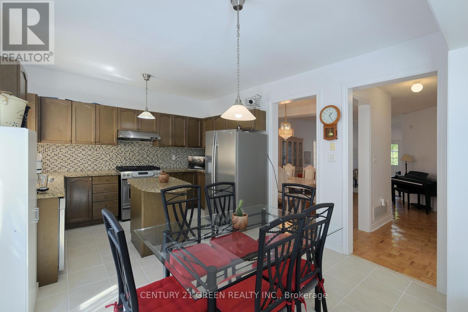 8 Lampman Drive, Toronto, Ontario  M1E 5L1 - Photo 16 - E12714454