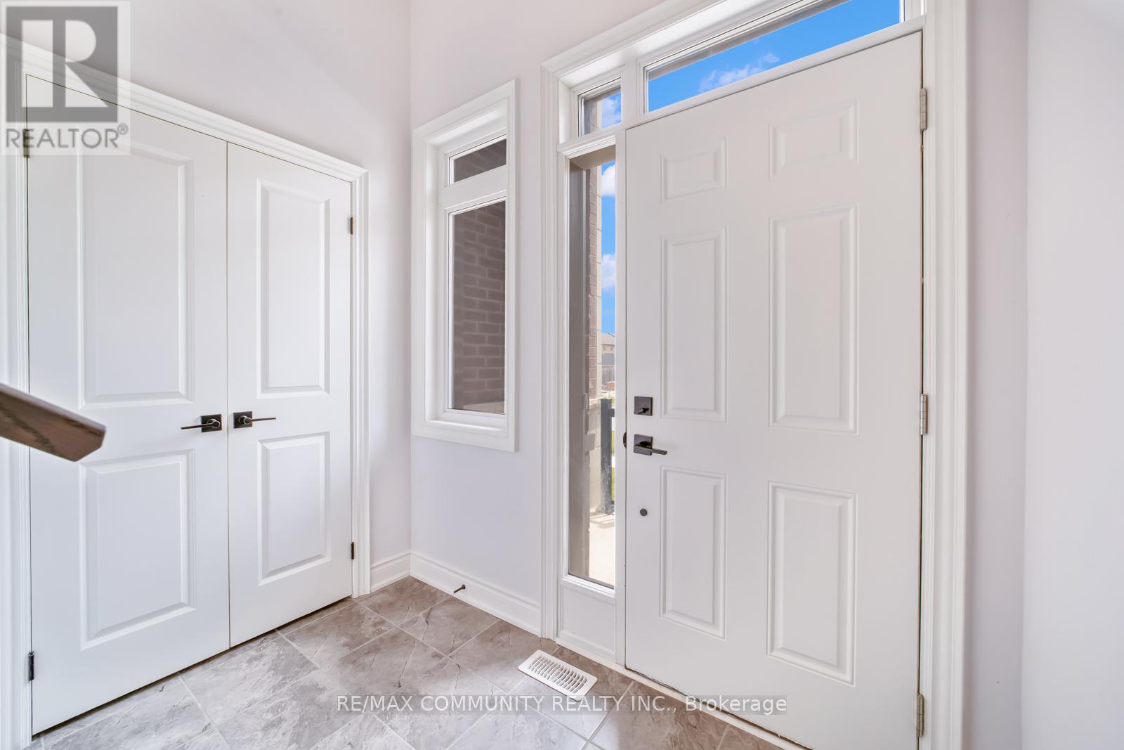 16 Alan Williams Trail, Uxbridge, Ontario  L9P 0R5 - Photo 38 - N12714442