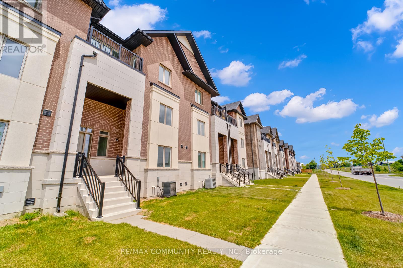 16 Alan Williams Trail, Uxbridge, Ontario  L9P 0R5 - Photo 43 - N12714442